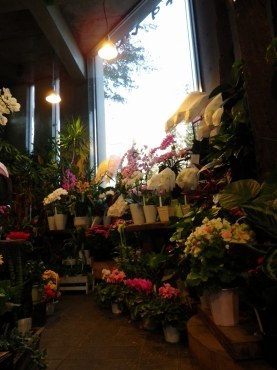 「フローリストみずいし」　（群馬県沼田市）の花屋店舗写真2